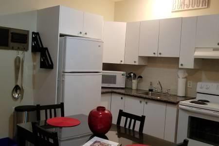 Sweet 2-Bedroom Penthouse Apartment By Amazing Property Rentals Гатино Экстерьер фото